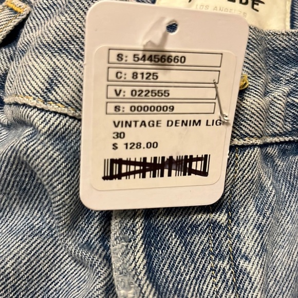 NWT AGOLDE Parker Vintage Cut Off Shorts Size 30 - Picture 9 of 17